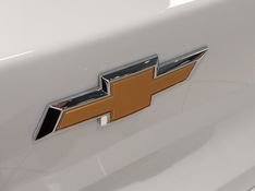 Chevrolet ONIX 1.0 FLEX MANUAL 2024/2025 BETIOLO NOVOS E SEMINOVOS LAJEADO / Carros no Vale