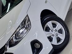 Chevrolet ONIX 1.0 FLEX MANUAL 2024/2025 BETIOLO NOVOS E SEMINOVOS LAJEADO / Carros no Vale