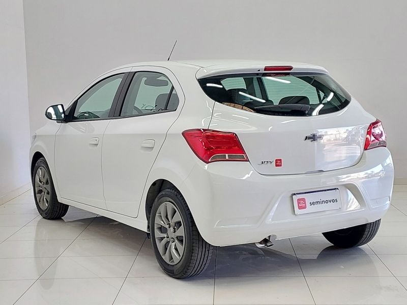 Chevrolet ONIX 1.0 FLEX MANUAL 2021/2021 BETIOLO NOVOS E SEMINOVOS LAJEADO / Carros no Vale Chevrolet ONIX 1.0 FLEX MANUAL 2021/2021 BETIOLO NOVOS E SEMINOVOS LAJEADO / Carros no Vale