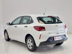 Chevrolet ONIX 1.0 FLEX MANUAL 2024/2025 BETIOLO NOVOS E SEMINOVOS LAJEADO / Carros no Vale