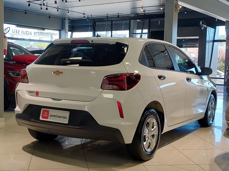 Chevrolet ONIX 1.0 FLEX MANUAL 2024/2025 BETIOLO NOVOS E SEMINOVOS LAJEADO / Carros no Vale Chevrolet ONIX 1.0 FLEX MANUAL 2024/2025 BETIOLO NOVOS E SEMINOVOS LAJEADO / Carros no Vale