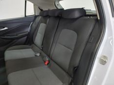 Chevrolet ONIX 1.0 FLEX MANUAL 2024/2025 BETIOLO NOVOS E SEMINOVOS LAJEADO / Carros no Vale