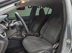 Chevrolet ONIX 1.0 FLEX PLUS LT MANUAL 2023/2024 BETIOLO NOVOS E SEMINOVOS LAJEADO / Carros no Vale