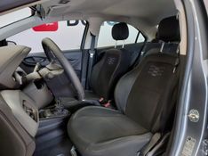 Chevrolet ONIX 1.0 MPFI JOY 8V FLEX 4P MANUAL 2019/2020 BETIOLO NOVOS E SEMINOVOS LAJEADO / Carros no Vale