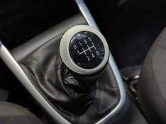 Chevrolet ONIX 1.0 MPFI LT 8V FLEX 4P MANUAL 2019/2019 BETIOLO NOVOS E SEMINOVOS LAJEADO / Carros no Vale