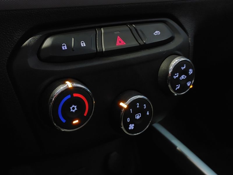 Chevrolet ONIX 1.0 MPFI LT 8V FLEX 4P MANUAL 2019/2019 BETIOLO NOVOS E SEMINOVOS LAJEADO / Carros no Vale Chevrolet ONIX 1.0 MPFI LT 8V FLEX 4P MANUAL 2019/2019 BETIOLO NOVOS E SEMINOVOS LAJEADO / Carros no Vale