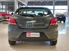 Chevrolet ONIX 1.0 MPFI LT 8V FLEX 4P MANUAL 2019/2019 BETIOLO NOVOS E SEMINOVOS LAJEADO / Carros no Vale