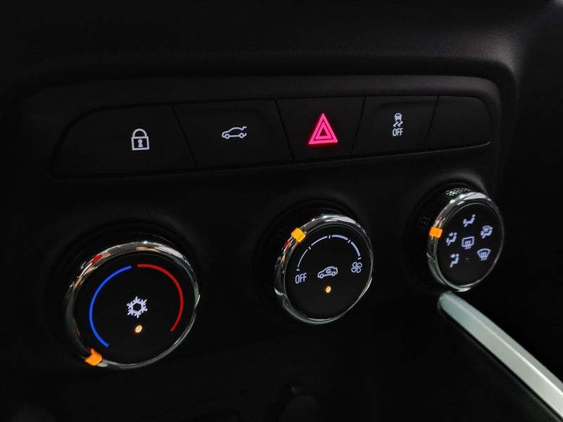 Chevrolet ONIX 1.0 TURBO FLEX LT AUTOMÁTICO 2022/2023 BETIOLO NOVOS E SEMINOVOS LAJEADO / Carros no Vale Chevrolet ONIX 1.0 TURBO FLEX LT AUTOMÁTICO 2022/2023 BETIOLO NOVOS E SEMINOVOS LAJEADO / Carros no Vale