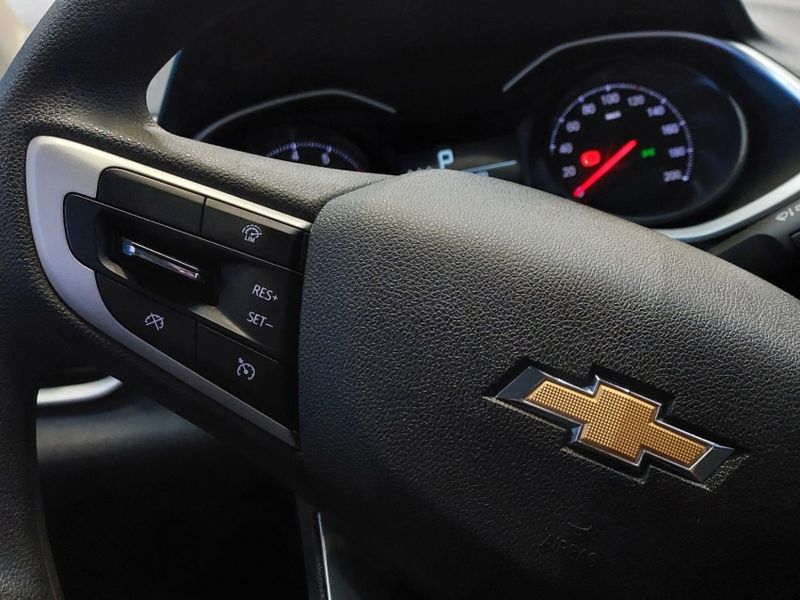 Chevrolet ONIX 1.0 TURBO FLEX LT AUTOMÁTICO 2023/2024 BETIOLO NOVOS E SEMINOVOS LAJEADO / Carros no Vale