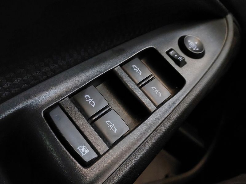 Chevrolet ONIX 1.0 TURBO FLEX LT AUTOMÁTICO 2022/2023 BETIOLO NOVOS E SEMINOVOS LAJEADO / Carros no Vale