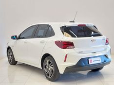 Chevrolet ONIX 1.0 TURBO FLEX LT AUTOMÁTICO 2023/2024 BETIOLO NOVOS E SEMINOVOS LAJEADO / Carros no Vale