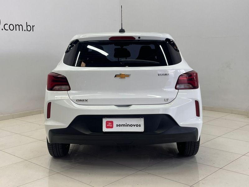 Chevrolet ONIX 1.0 TURBO FLEX LT AUTOMÁTICO 2023/2024 BETIOLO NOVOS E SEMINOVOS LAJEADO / Carros no Vale Chevrolet ONIX 1.0 TURBO FLEX LT AUTOMÁTICO 2023/2024 BETIOLO NOVOS E SEMINOVOS LAJEADO / Carros no Vale