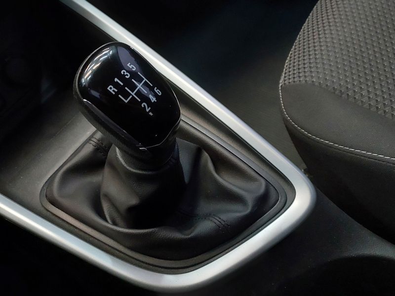 Chevrolet ONIX 1.0 TURBO FLEX LT MANUAL 2022/2023 BETIOLO NOVOS E SEMINOVOS LAJEADO / Carros no Vale