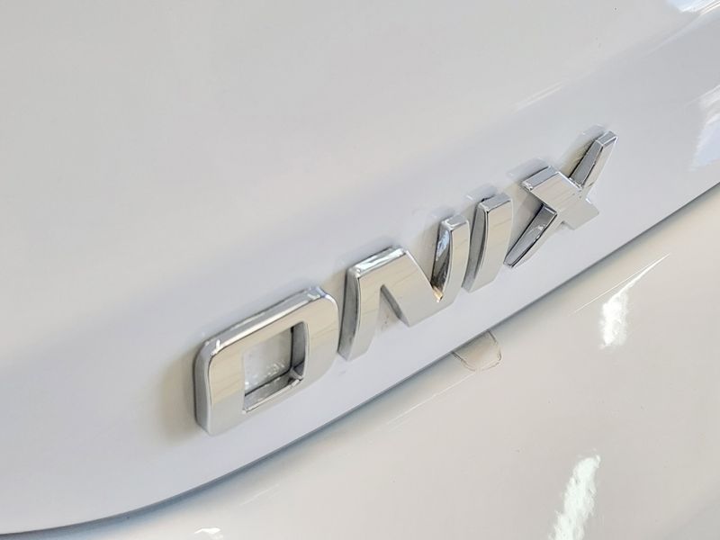 Chevrolet ONIX 1.0 TURBO FLEX LT MANUAL 2022/2023 BETIOLO NOVOS E SEMINOVOS LAJEADO / Carros no Vale