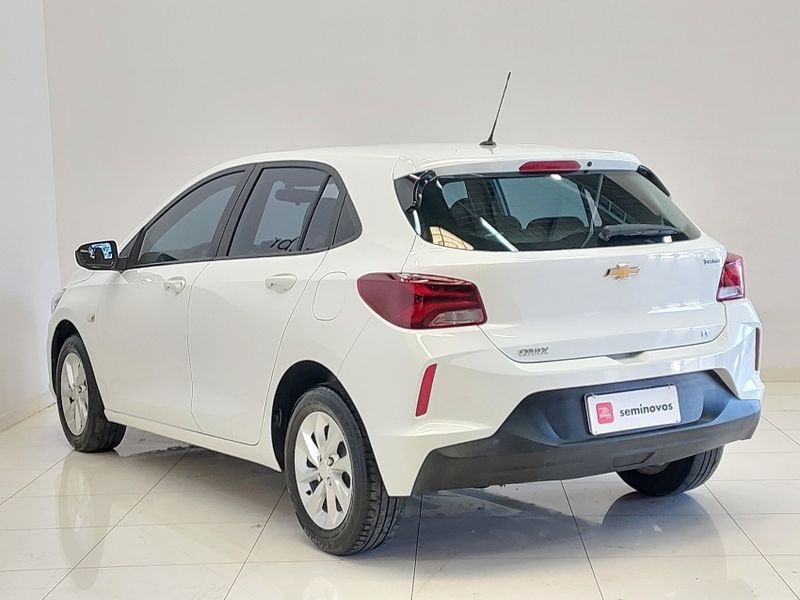 Chevrolet ONIX 1.0 TURBO FLEX LT MANUAL 2022/2023 BETIOLO NOVOS E SEMINOVOS LAJEADO / Carros no Vale