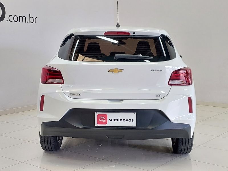 Chevrolet ONIX 1.0 TURBO FLEX LT MANUAL 2022/2023 BETIOLO NOVOS E SEMINOVOS LAJEADO / Carros no Vale Chevrolet ONIX 1.0 TURBO FLEX LT MANUAL 2022/2023 BETIOLO NOVOS E SEMINOVOS LAJEADO / Carros no Vale