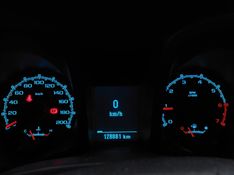 Chevrolet S10 2.4 ADVANTAGE 4X2 CD 8V FLEX 4P MANUAL 2015/2016 BETIOLO NOVOS E SEMINOVOS LAJEADO / Carros no Vale