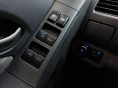 Chevrolet S10 2.4 ADVANTAGE 4X2 CD 8V FLEX 4P MANUAL 2015/2016 BETIOLO NOVOS E SEMINOVOS LAJEADO / Carros no Vale