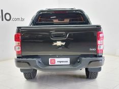 Chevrolet S10 2.4 ADVANTAGE 4X2 CD 8V FLEX 4P MANUAL 2015/2016 BETIOLO NOVOS E SEMINOVOS LAJEADO / Carros no Vale