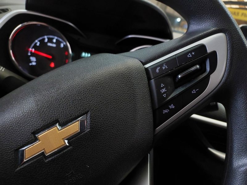 Chevrolet TRACKER 1.0 TURBO FLEX LT AUTOMÁTICO 2020/2021 BETIOLO NOVOS E SEMINOVOS LAJEADO / Carros no Vale