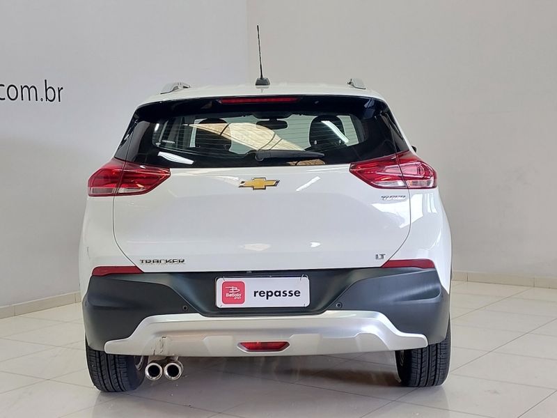 Chevrolet TRACKER 1.0 TURBO FLEX LT AUTOMÁTICO 2020/2021 BETIOLO NOVOS E SEMINOVOS LAJEADO / Carros no Vale