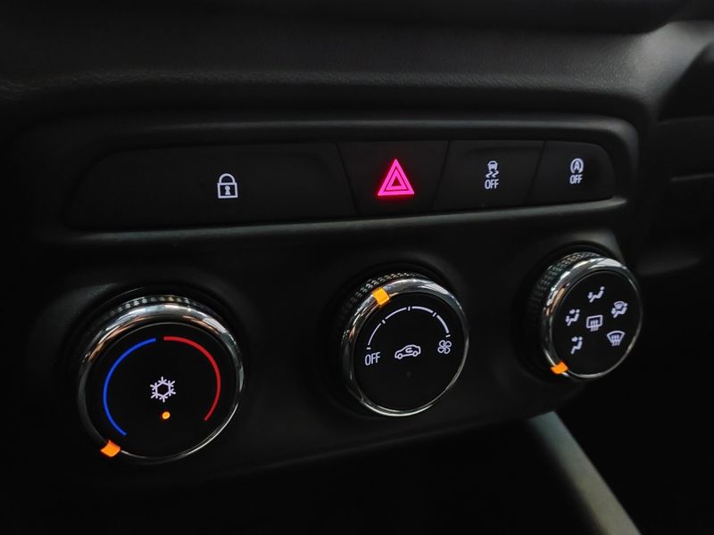 Chevrolet TRACKER 1.0 TURBO FLEX LTZ AUTOMÁTICO 2020/2021 BETIOLO NOVOS E SEMINOVOS LAJEADO / Carros no Vale