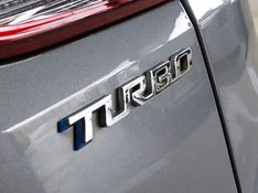 Chevrolet TRACKER 1.0 TURBO FLEX LTZ AUTOMÁTICO 2020/2021 BETIOLO NOVOS E SEMINOVOS LAJEADO / Carros no Vale