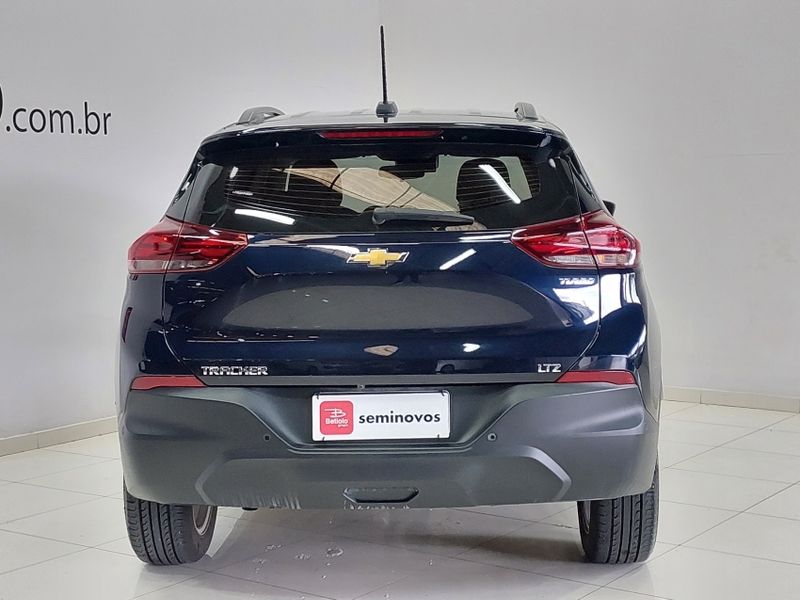 Chevrolet TRACKER 1.0 TURBO FLEX LTZ AUTOMÁTICO 2022/2023 BETIOLO NOVOS E SEMINOVOS LAJEADO / Carros no Vale