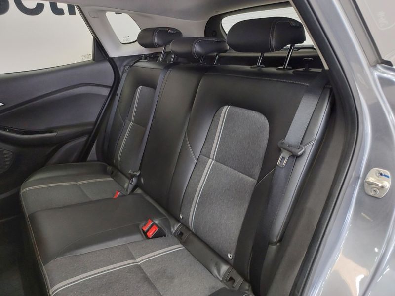 Chevrolet TRACKER 1.0 TURBO FLEX LTZ AUTOMÁTICO 2020/2021 BETIOLO NOVOS E SEMINOVOS LAJEADO / Carros no Vale