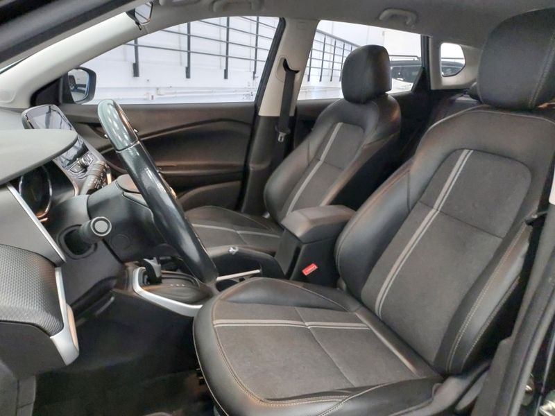 Chevrolet TRACKER 1.2 TURBO FLEX LTZ AUTOMÁTICO 2020/2021 BETIOLO NOVOS E SEMINOVOS LAJEADO / Carros no Vale