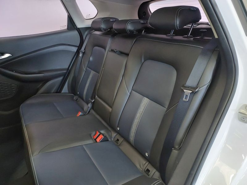 Chevrolet TRACKER 1.2 TURBO FLEX PREMIER AUTOMÁTICO 2022/2023 BETIOLO NOVOS E SEMINOVOS LAJEADO / Carros no Vale