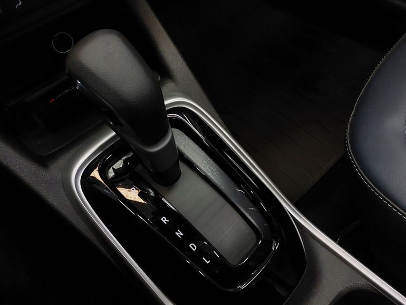 Chevrolet TRACKER 1.2 TURBO FLEX PREMIER AUTOMÁTICO 2023/2024 BETIOLO NOVOS E SEMINOVOS LAJEADO / Carros no Vale