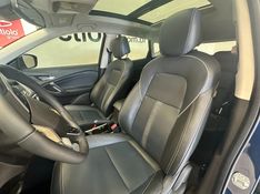 Chevrolet TRACKER 1.2 TURBO FLEX PREMIER AUTOMÁTICO 2024/2025 BETIOLO NOVOS E SEMINOVOS LAJEADO / Carros no Vale