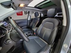 Chevrolet TRACKER 1.2 TURBO FLEX PREMIER AUTOMÁTICO 2023/2024 BETIOLO NOVOS E SEMINOVOS LAJEADO / Carros no Vale