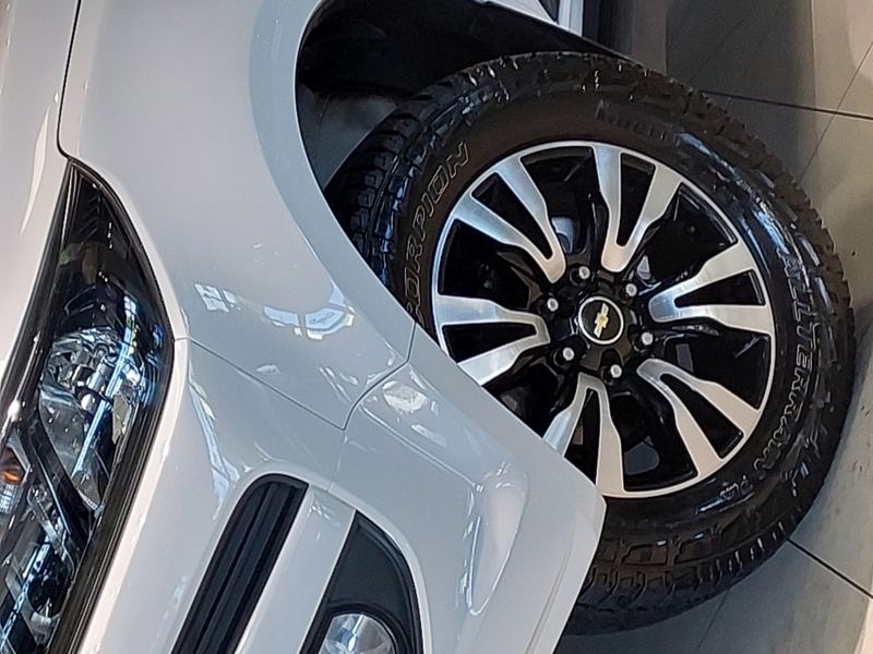 Chevrolet TRAILBLAZER 2.8 LT 4X4 16V TURBO DIESEL 4P AUTOMÁTICO 2018/2019 BETIOLO NOVOS E SEMINOVOS LAJEADO / Carros no Vale Chevrolet TRAILBLAZER 2.8 LT 4X4 16V TURBO DIESEL 4P AUTOMÁTICO 2018/2019 BETIOLO NOVOS E SEMINOVOS LAJEADO / Carros no Vale