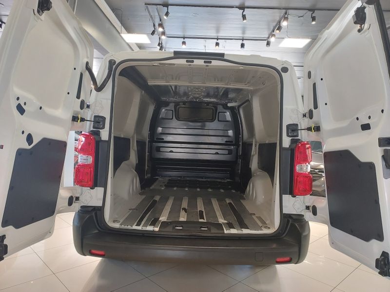 Citroen JUMPY 1.5 BLUEHDI DIESEL CARGO MANUAL 2023/2024 BETIOLO NOVOS E SEMINOVOS LAJEADO / Carros no Vale Citroen JUMPY 1.5 BLUEHDI DIESEL CARGO MANUAL 2023/2024 BETIOLO NOVOS E SEMINOVOS LAJEADO / Carros no Vale