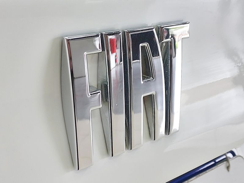 Fiat CRONOS 1.3 FIREFLY FLEX DRIVE CVT 2023/2024 BETIOLO NOVOS E SEMINOVOS LAJEADO / Carros no Vale
