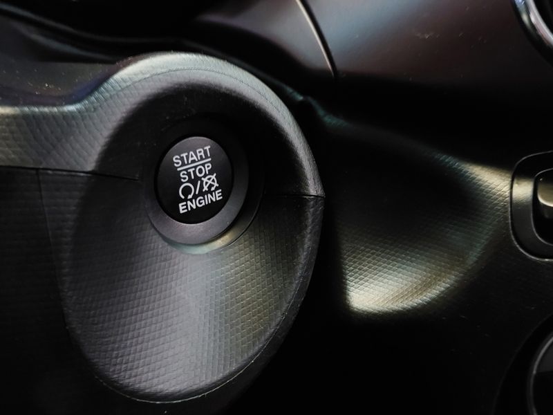 Fiat CRONOS 1.8 E.TORQ FLEX PRECISION AT6 2021/2021 BETIOLO NOVOS E SEMINOVOS LAJEADO / Carros no Vale