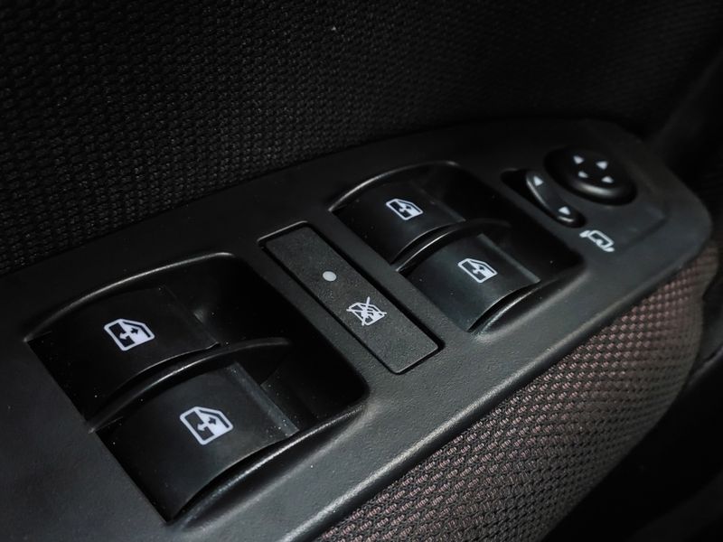 Fiat CRONOS 1.8 E.TORQ FLEX PRECISION AT6 2021/2021 BETIOLO NOVOS E SEMINOVOS LAJEADO / Carros no Vale