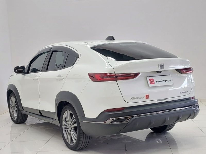 Fiat FASTBACK 1.0 TURBO 200 FLEX CVT 2023/2024 BETIOLO NOVOS E SEMINOVOS LAJEADO / Carros no Vale Fiat FASTBACK 1.0 TURBO 200 FLEX CVT 2023/2024 BETIOLO NOVOS E SEMINOVOS LAJEADO / Carros no Vale