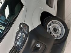 Fiat FIORINO 1.4 MPI FURGÃO ENDURANCE 8V FLEX 2P MANUAL 2023/2024 BETIOLO NOVOS E SEMINOVOS LAJEADO / Carros no Vale