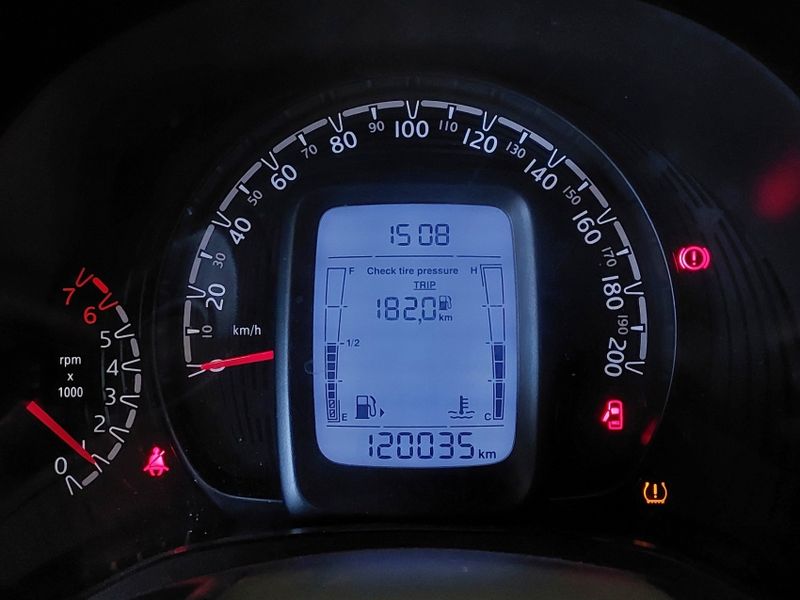 Fiat MOBI 1.0 EVO FLEX LIKE MANUAL 2022/2023 BETIOLO NOVOS E SEMINOVOS LAJEADO / Carros no Vale Fiat MOBI 1.0 EVO FLEX LIKE MANUAL 2022/2023 BETIOLO NOVOS E SEMINOVOS LAJEADO / Carros no Vale