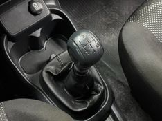 Fiat MOBI 1.0 EVO FLEX LIKE MANUAL 2023/2023 BETIOLO NOVOS E SEMINOVOS LAJEADO / Carros no Vale