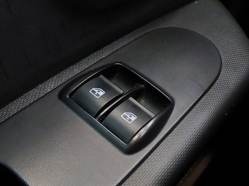 Fiat MOBI 1.0 EVO FLEX LIKE MANUAL 2022/2023 BETIOLO NOVOS E SEMINOVOS LAJEADO / Carros no Vale Fiat MOBI 1.0 EVO FLEX LIKE MANUAL 2022/2023 BETIOLO NOVOS E SEMINOVOS LAJEADO / Carros no Vale