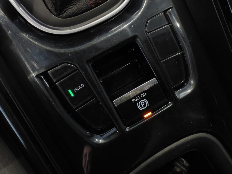 Fiat PULSE 1.3 TURBO 270 FLEX ABARTH AT6 2023/2023 BETIOLO NOVOS E SEMINOVOS LAJEADO / Carros no Vale