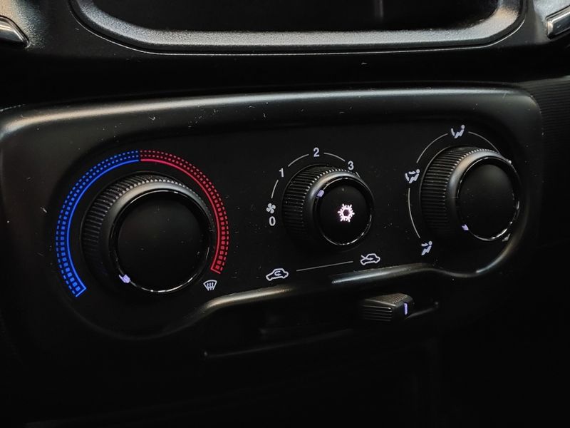 Fiat STRADA 1.3 FIREFLY FLEX ENDURANCE CS MANUAL 2024/2025 BETIOLO NOVOS E SEMINOVOS LAJEADO / Carros no Vale