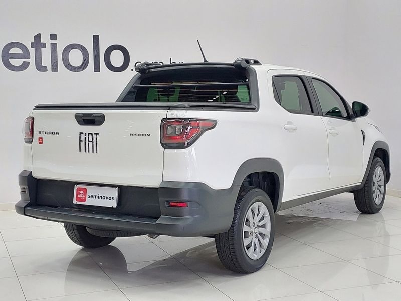 Fiat STRADA 1.3 FIREFLY FLEX FREEDOM CD MANUAL 2023/2023 BETIOLO NOVOS E SEMINOVOS LAJEADO / Carros no Vale