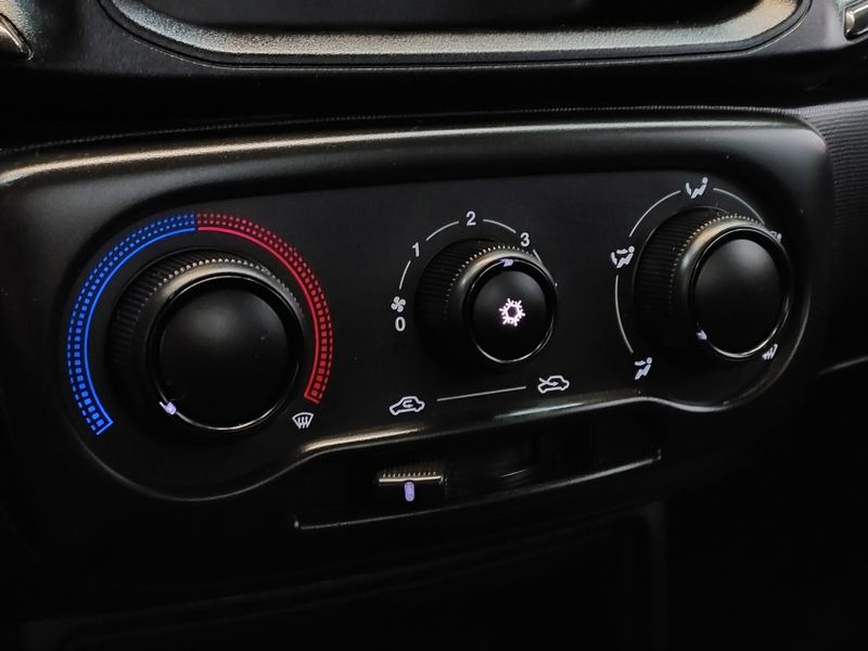 Fiat STRADA 1.4 FIRE FLEX ENDURANCE CS MANUAL 2022/2022 BETIOLO NOVOS E SEMINOVOS LAJEADO / Carros no Vale