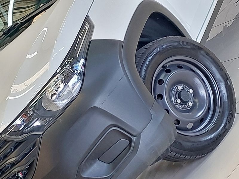 Fiat STRADA 1.4 FIRE FLEX ENDURANCE CS MANUAL 2023/2023 BETIOLO NOVOS E SEMINOVOS LAJEADO / Carros no Vale