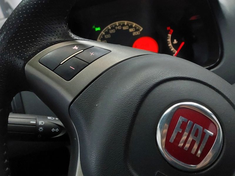 Fiat STRADA 1.4 MPI FREEDOM CD 8V FLEX 3P MANUAL 2019/2020 BETIOLO NOVOS E SEMINOVOS LAJEADO / Carros no Vale